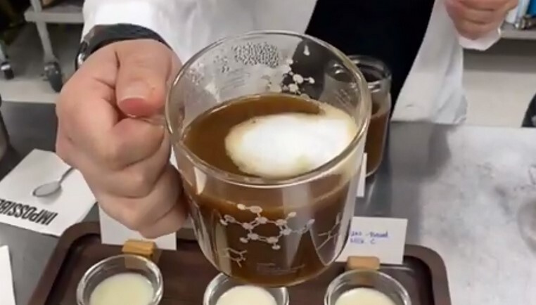 Primero fue la carne de mentira, ahora Impossible Foods quiere crear la leche de mentira