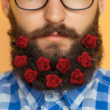 No regales flores en San Valentín, mejor lúcelas en tu barba con el kit de rosas de FIREBOX