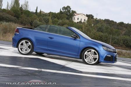 Volkswagen Golf R Cabrio prueba lateral