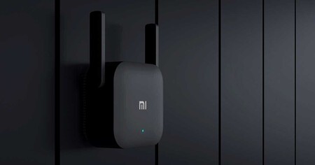 El extensor Wi-Fi de Xiaomi roza su mínimo histórico: por poco más de 8 euros puedes llevar el Wi-Fi a cualquier punto de casa