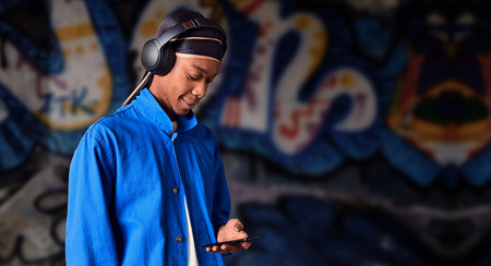 Panasonic ya tiene nuevos auriculares inalámbricos: el RB-M700B, RB-M500B y RB-M300B llegan con vibración de graves incluida