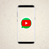 Al fin podemos ver vídeos de YouTube sin salir de WhatsApp: la aplicación de mensajería ya integra al servicio de vídeo