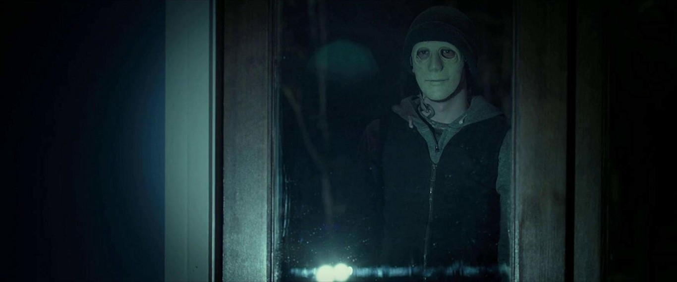 Hush (2016) crítica un juguetón cruce entre slasher y home invasion en