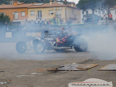 Ford T-Bucket Burnout