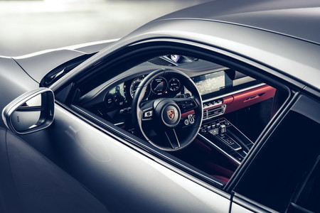 Porsche 911 Turbo S 2021 12g
