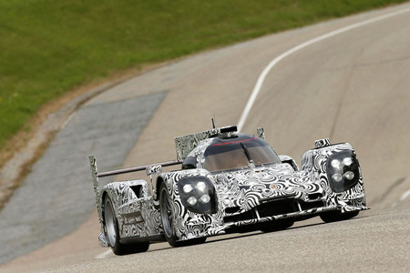 Primeras pruebas del Porsche LMP1 que competirá en Le Mans