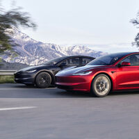 El Tesla Model 3 sigue siendo el coche eléctrico más vendido de España, pero el MINI eléctrico y el MG4 están a un paso de quitarle el título 