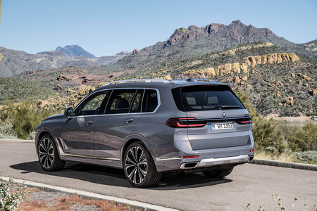 BMW X7 2023
