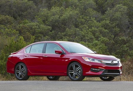 Honda Accord 2016 1024 06