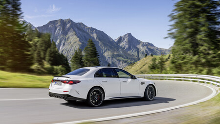 Mercedes Amg E53 Hybrid 2024 0