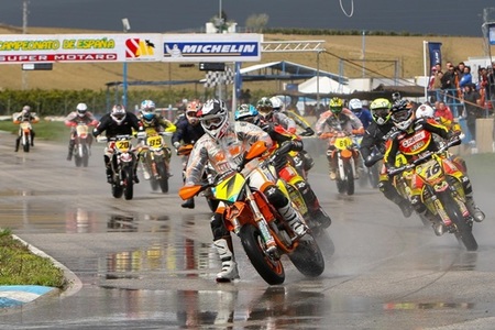 Arranca el Campeonato de España de Supermotard 2013