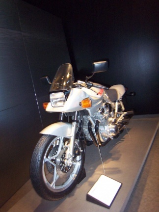 Suzuki Katana