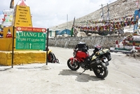 El viaje de un ducatista indio con su Ducati Monster 796 a través del Himalaya