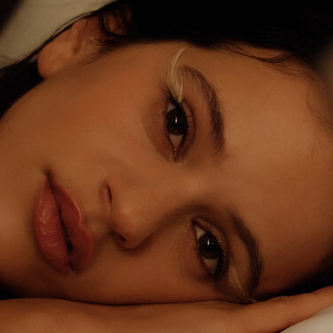 Rosalía ha hecho la mejor campaña de marketing posible con 'Berghain': sin decir una palabra y sin gastarse un euro