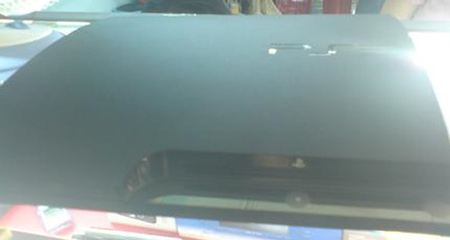 Vuelven los rumores sobre la nueva PS3 Slim. Posible vídeo y fotos