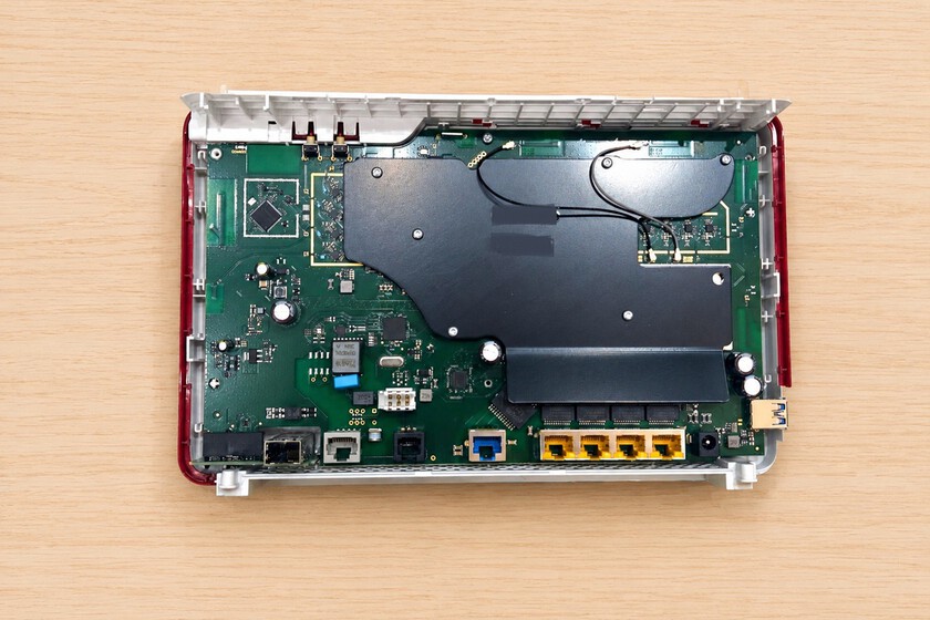 Anatomía de un router: así son por dentro