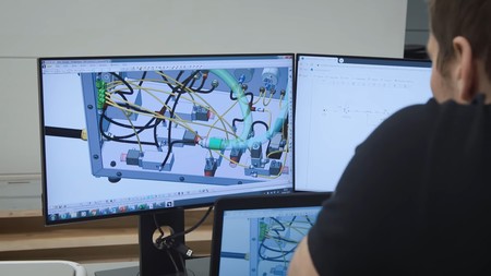 De monoplazas a carritos y respiradores: así se ha reconvertido el equipo McLaren F1 en fabricante de material sanitario