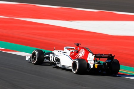 Estos son los pilotos que tendrán que enfrentarse a las novatadas de la parrilla 2018 de Fórmula 1