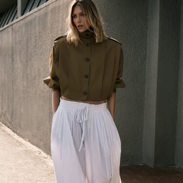 Tan elegantes como los capri y tan frescos como unas bermudas: Zara tiene los pantalones gauchos que llevan las expertas de moda este verano 2025 