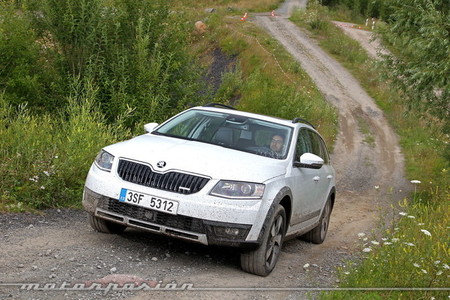 Skoda Scout 2014