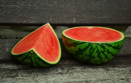 Los beneficios de la sandía: más allá de una fruta refrescante para el verano