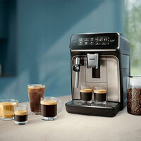 Esta cafetera superautomática Philips con molinillo integrado nunca había costado tan poco: ideal para tomar café de barista, pero en casa