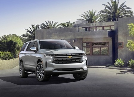 Chevrolet Suburban 2021 1600