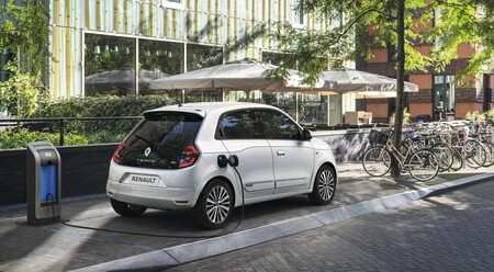 Renault Twingo Electric 2020 Cargando 02