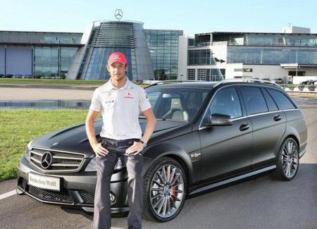 Jenson Button estrena un impresionante Mercedes Clase C DR 520 Estate
