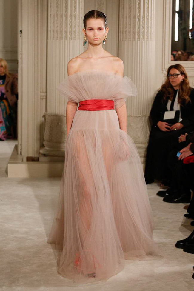 Avalentino Pasarela 942109809 683x