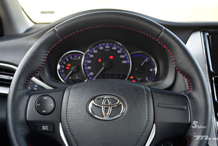 Toyota Yaris Sedan 2018 9