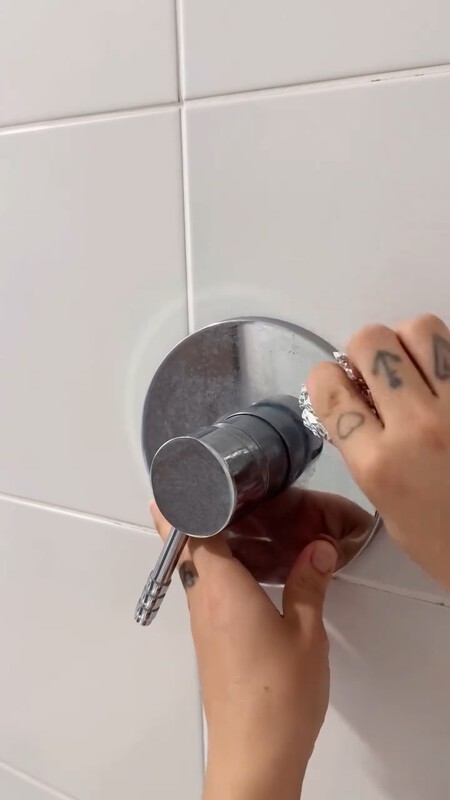 Truco para limpiar la cal de los grifos