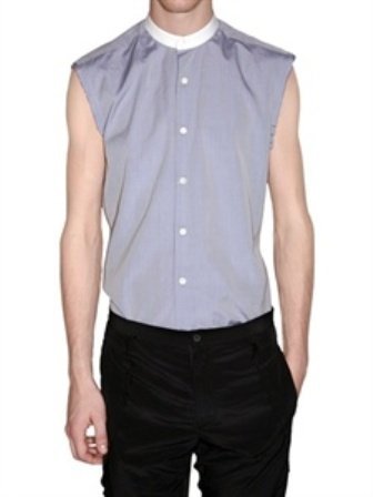 ¿Te atreves con la camisa sin mangas de Lanvin?