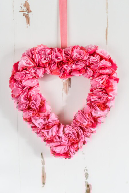 Tissue Paper Flowers Valentines Day Wreath 8