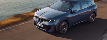 BMW ha cambiado su icónico logotipo y casi nadie lo ha notado. Y no, nunca fue una hélice de avión 