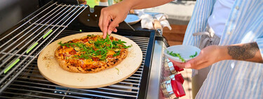 Lidl lanza una piedra que convierte cualquier barbacoa en un horno para pizzas por menos de 8 euros