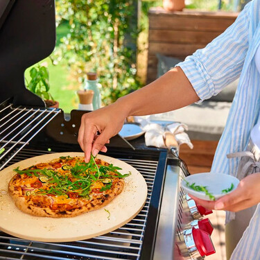 Lidl lanza una piedra que convierte cualquier barbacoa en un horno para pizzas por menos de 8 euros