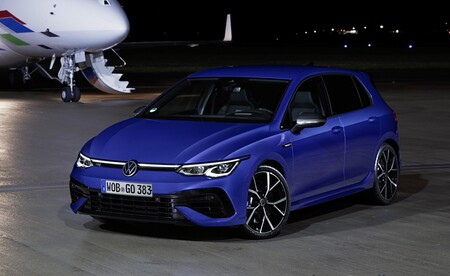 El Volkswagen Golf R podría tener una versión más potente, según el manual de usuario