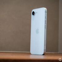 Un analista pinta como "fracaso" al iPhone 16e. En realidad, hay motivos para que sea el regalazo de estas navidades