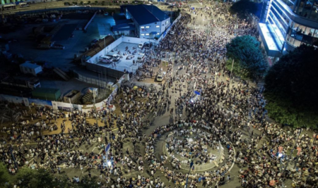 FireChat: así funciona el cliente de mensajería que coordina a los manifestantes de Hong Kong sin internet