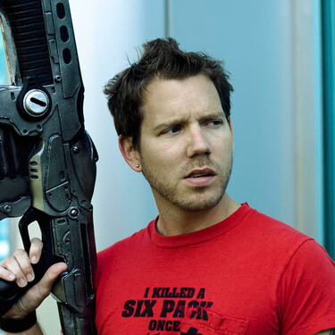 Cliff Bleszinski, creador de Gears of War: "Era un alcohólico funcional. Luego dejé de serlo"