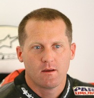 Roberts no correrá en Donington; Efrén Vázquez sustituye a Tizón