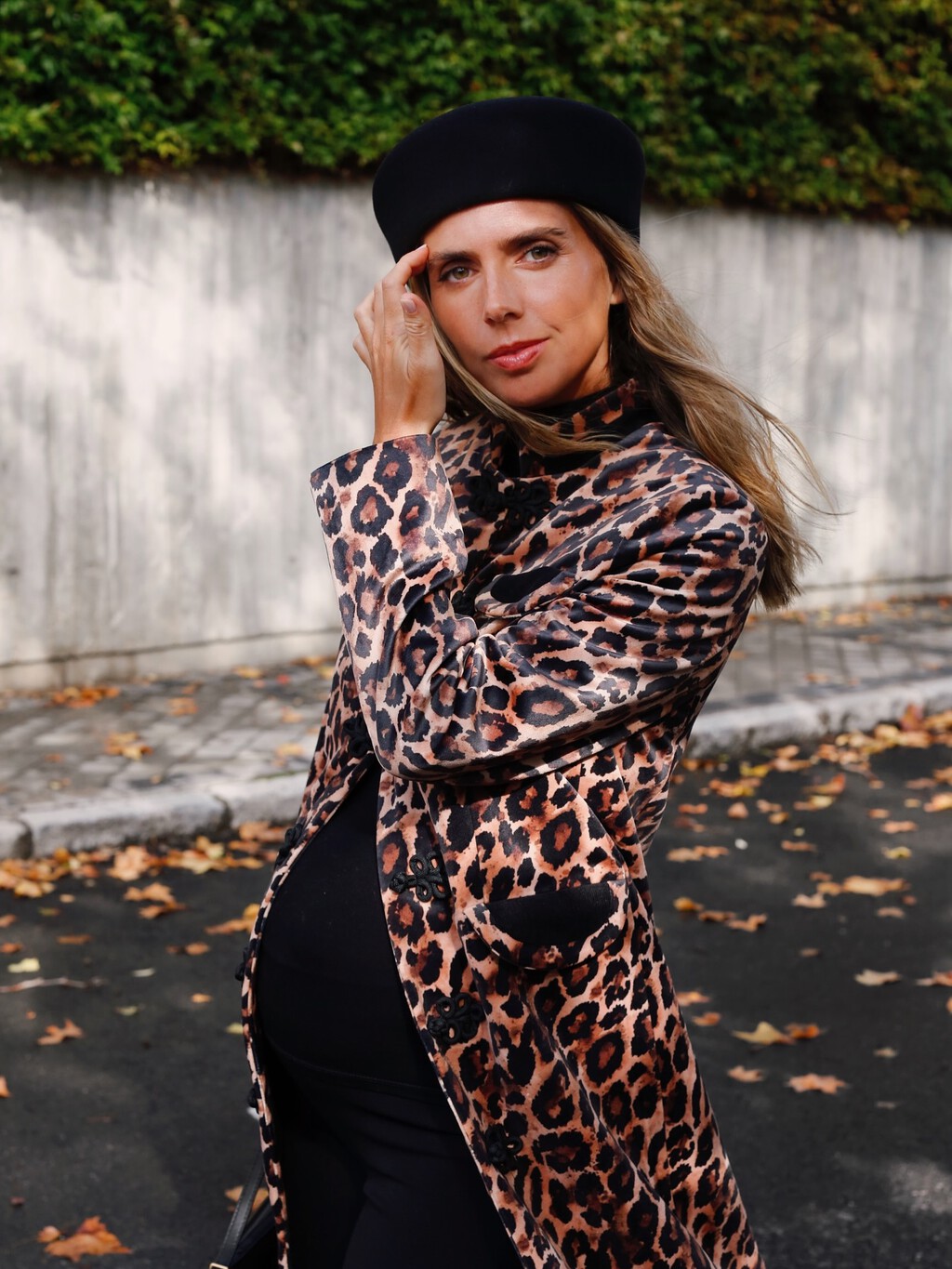 Mango rebaja a mitad de precio el bolso que parece de lujo y solo cuesta 16 euros 