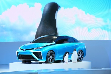 toyota-fcv-pinguinos.jpg