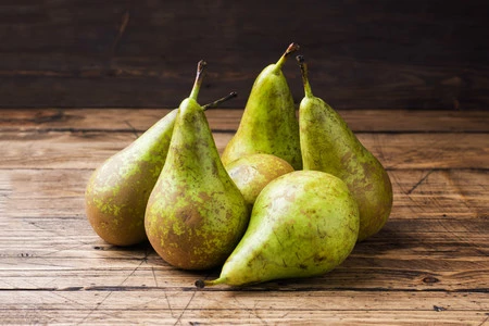 Cinco recetas con pera conferencia para aprovechar su temporada (y ninguna es dulce)