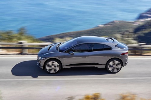 En 2040 tu auto no será tuyo ni será auto: será un SUV eléctrico compartido