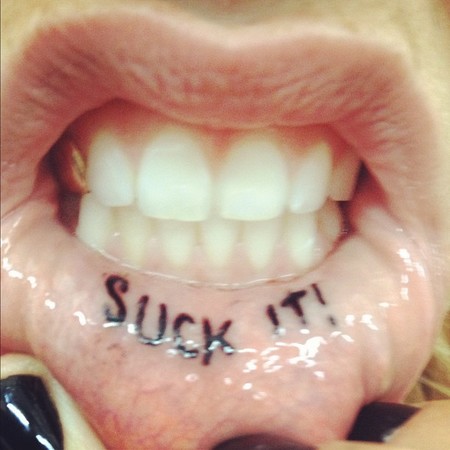 Adivina a quién... se le fue la pinza con este tattoo