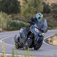 Piaggio quiere seducir al conductor de coche: La próxima versión del MP3 530 vendrá con airbag a lo Gold Wing
