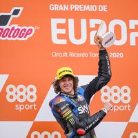 Cal Crutchlow será probador de Yamaha y Marco Bezzecchi es ahora el favorito para correr con Aprilia