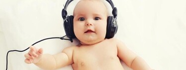 ¿Cómo saber si mi bebé oye bien? Las primeras pruebas y señales de alerta 